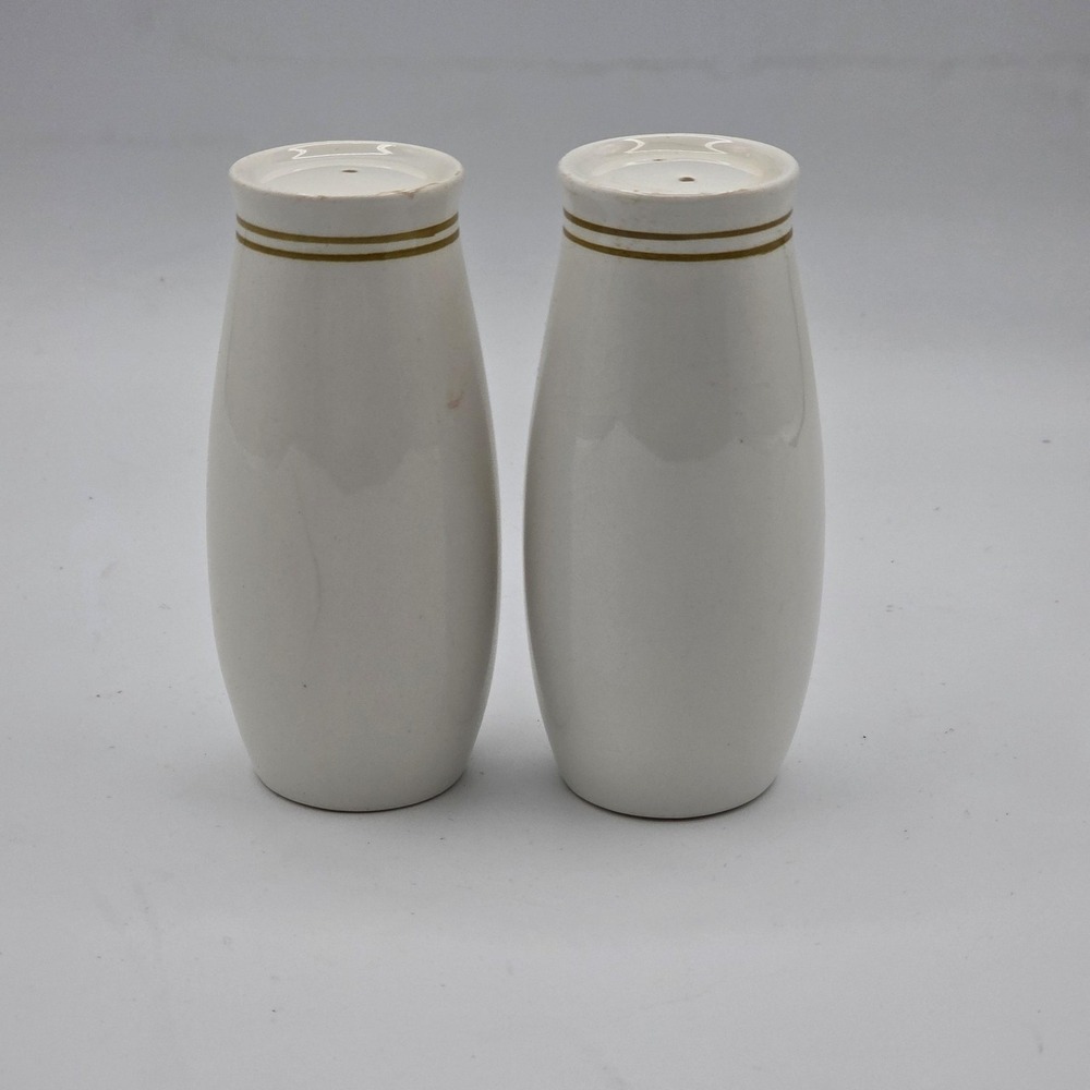 Unbranded Salt Pepper Shakers Unisex OS White Gold Trim Japan Vintage MCM
